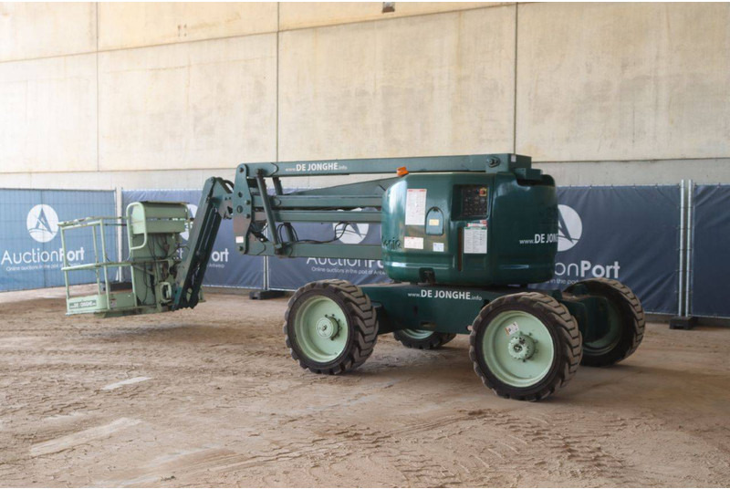 Genie Z-45/25 - Articulated boom lift: picture 3 Genie Z-45/25 - Articulated boom lift: picture 3