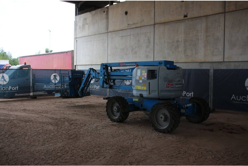 Genie Z-45/25J - Articulated boom lift: picture 3 Genie Z-45/25J - Articulated boom lift: picture 3