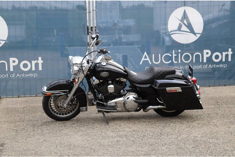 Harley-Davidson Custom-Modified - Motorcycle: picture 1 Harley-Davidson Custom-Modified - Motorcycle: picture 1