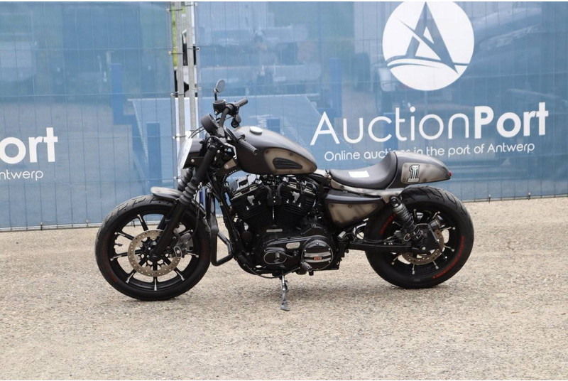 Harley-Davidson Sportster 883 Custom - Motorcycle: picture 1 Harley-Davidson Sportster 883 Custom - Motorcycle: picture 1