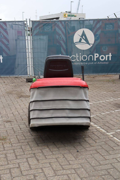 Honda HF 2417 - Lawn mower: picture 5 Honda HF 2417 - Lawn mower: picture 5