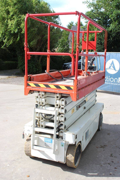 Iteco IT10090 - Scissor lift: picture 5 Iteco IT10090 - Scissor lift: picture 5