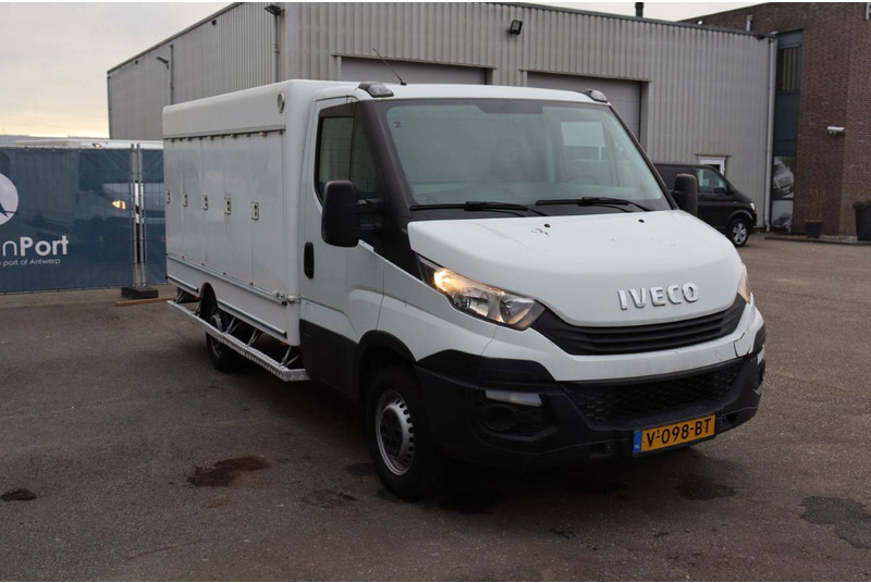 Iveco Daily 35S12 - Closed box van: picture 5 Iveco Daily 35S12 - Closed box van: picture 5