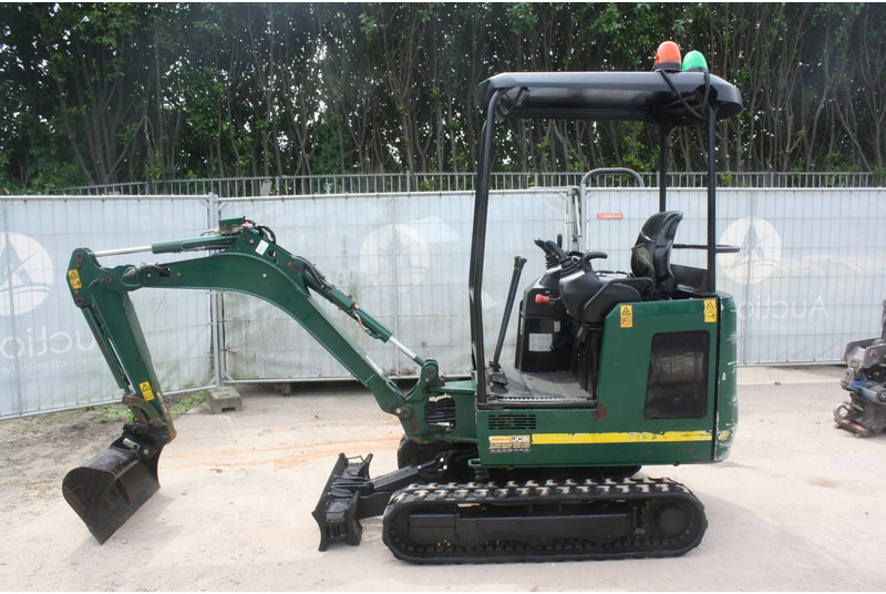 JCB 16C-1 T3 - Mini excavator: picture 2 JCB 16C-1 T3 - Mini excavator: picture 2