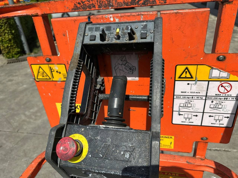 Scissor lift JLG 1930ES: picture 12