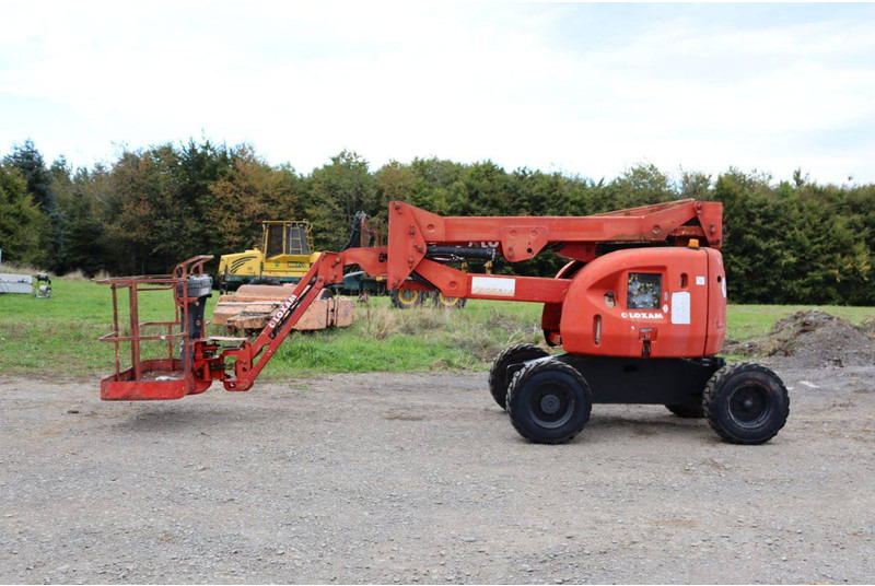 JLG 450AJ - Articulated boom lift: picture 2 JLG 450AJ - Articulated boom lift: picture 2