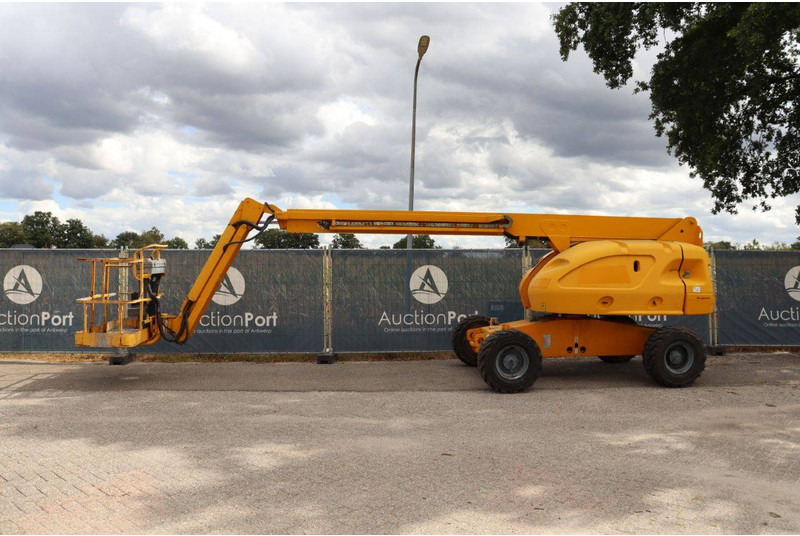 JLG 460SJ - Telescopic boom: picture 1 JLG 460SJ - Telescopic boom: picture 1