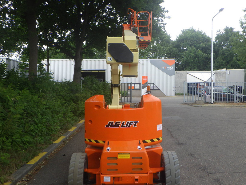 Telescopic boom JLG M450AJ: picture 9