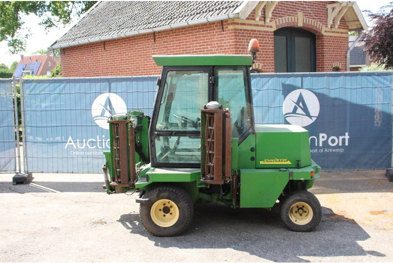 John Deere - Lawn mower: picture 2 John Deere - Lawn mower: picture 2