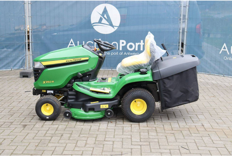 John Deere X350R - Lawn mower: picture 2 John Deere X350R - Lawn mower: picture 2