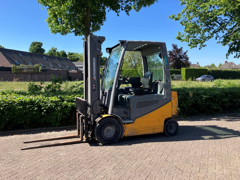 Jungheinrich EFG 425K - Electric forklift: picture 1 Jungheinrich EFG 425K - Electric forklift: picture 1