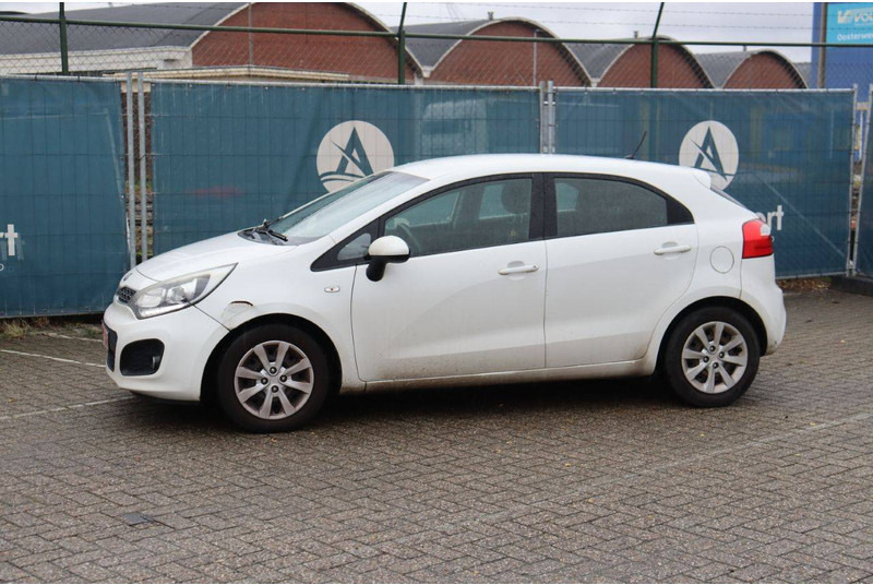 Kia New Rio - Saloon car: picture 1 Kia New Rio - Saloon car: picture 1