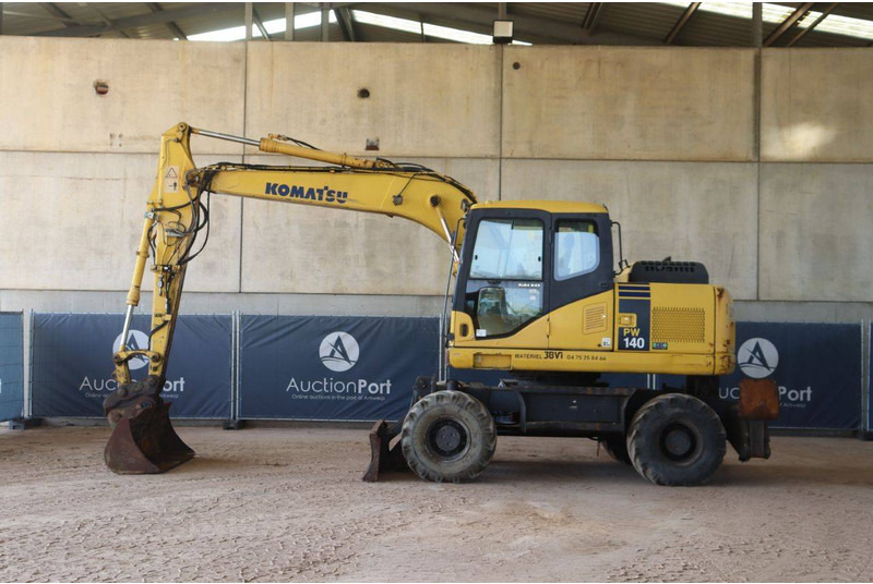 Komatsu PW140-7 - Wheel excavator: picture 2 Komatsu PW140-7 - Wheel excavator: picture 2