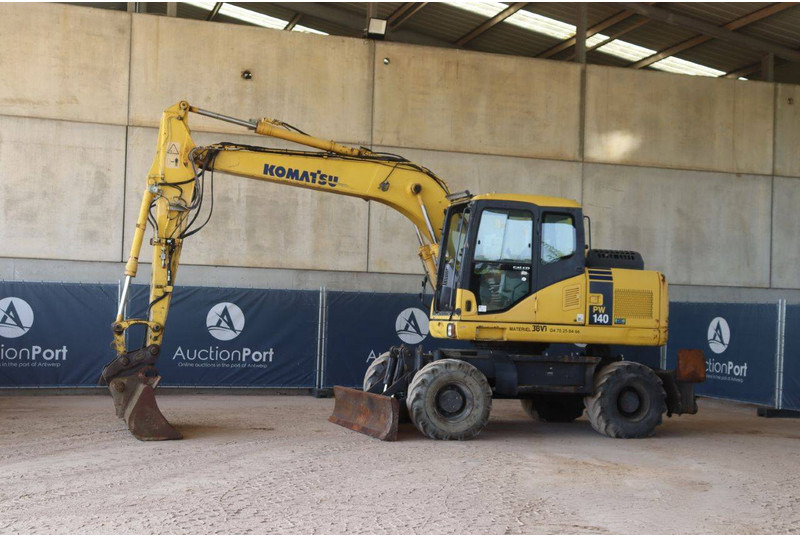 Komatsu PW140-7 - Wheel excavator: picture 1 Komatsu PW140-7 - Wheel excavator: picture 1