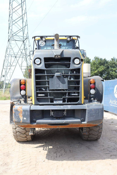 Komatsu WA270-8E0 - Wheel loader: picture 5 Komatsu WA270-8E0 - Wheel loader: picture 5