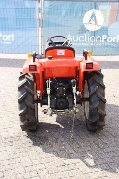 Kubota B1-16 Bulltra - Farm tractor: picture 5 Kubota B1-16 Bulltra - Farm tractor: picture 5