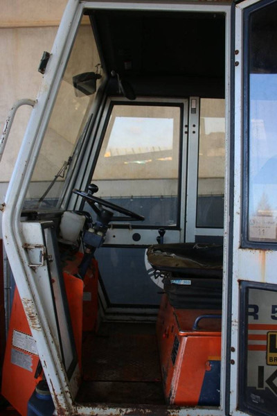 Wheel loader Kubota R510: picture 20