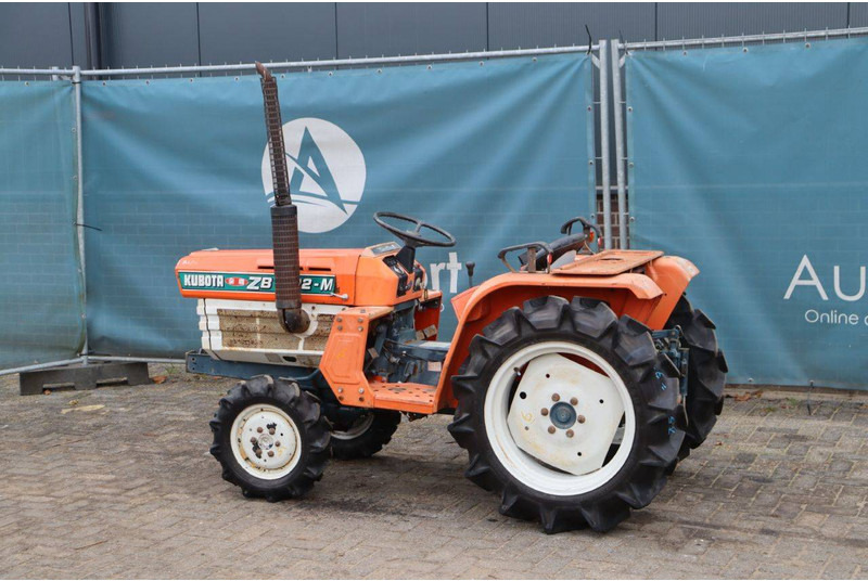 Kubota ZB1702-M - Farm tractor: picture 3 Kubota ZB1702-M - Farm tractor: picture 3