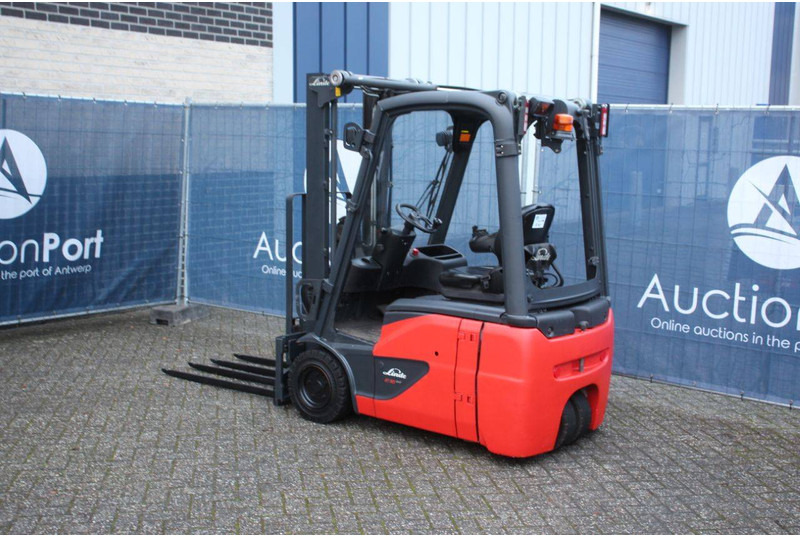 Linde E16C-02 - Electric forklift: picture 3 Linde E16C-02 - Electric forklift: picture 3