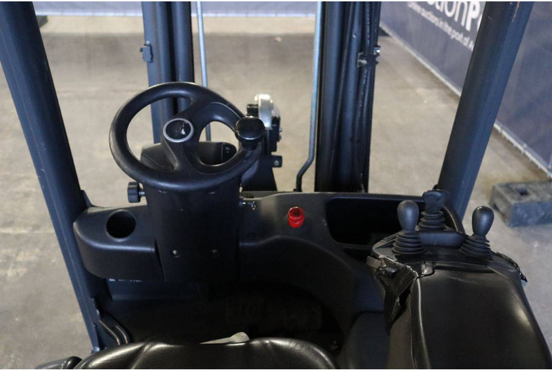 Electric forklift Linde E16PH-02: picture 17