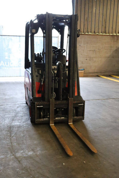 Electric forklift Linde E16PH-02: picture 7