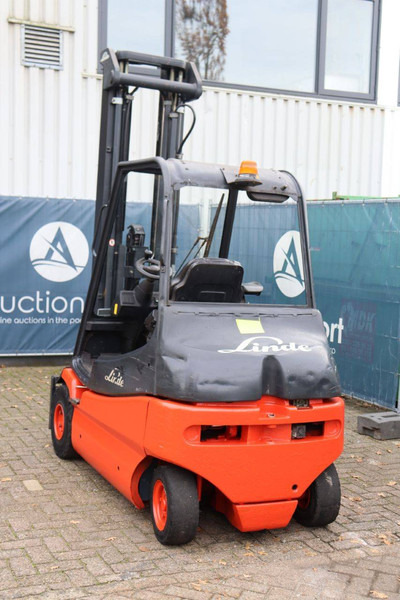 Linde E25-02 - Electric forklift: picture 4 Linde E25-02 - Electric forklift: picture 4