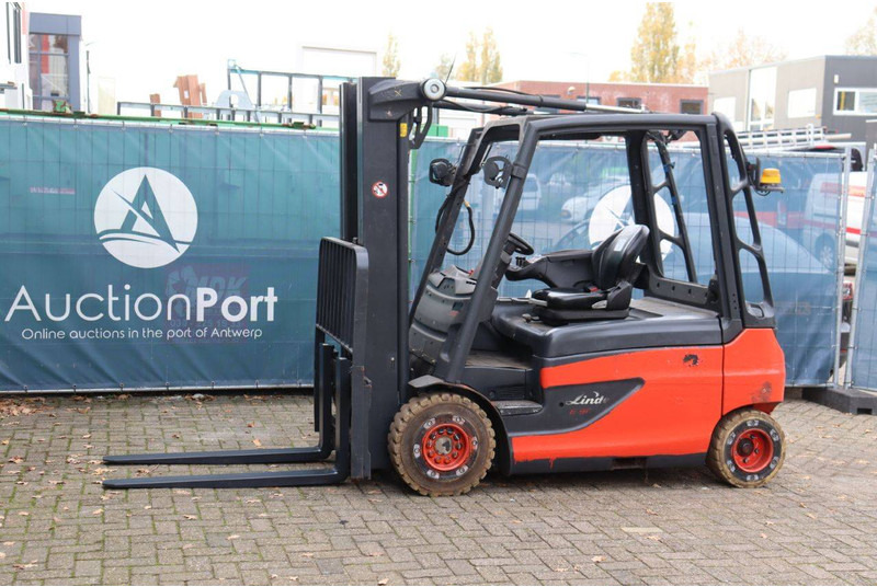 Linde E30 - Electric forklift: picture 1 Linde E30 - Electric forklift: picture 1