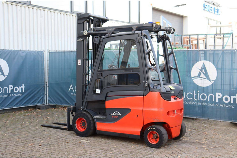 Linde E30H-01/600 - Electric forklift: picture 3 Linde E30H-01/600 - Electric forklift: picture 3