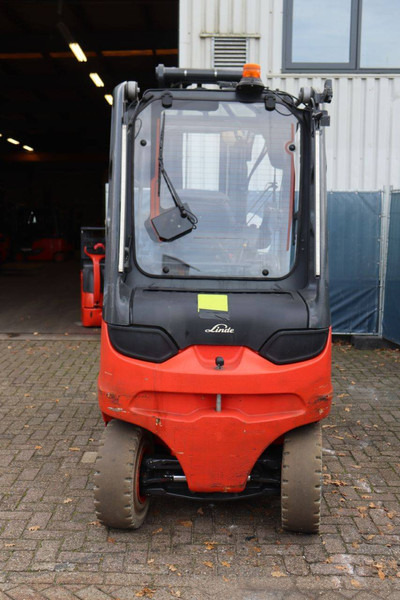 Linde E35H-01/600 - Electric forklift: picture 5 Linde E35H-01/600 - Electric forklift: picture 5