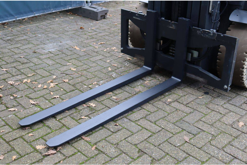 Electric forklift Linde E35H-01/600: picture 10