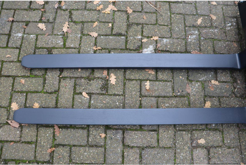 Electric forklift Linde E35H-01/600: picture 11