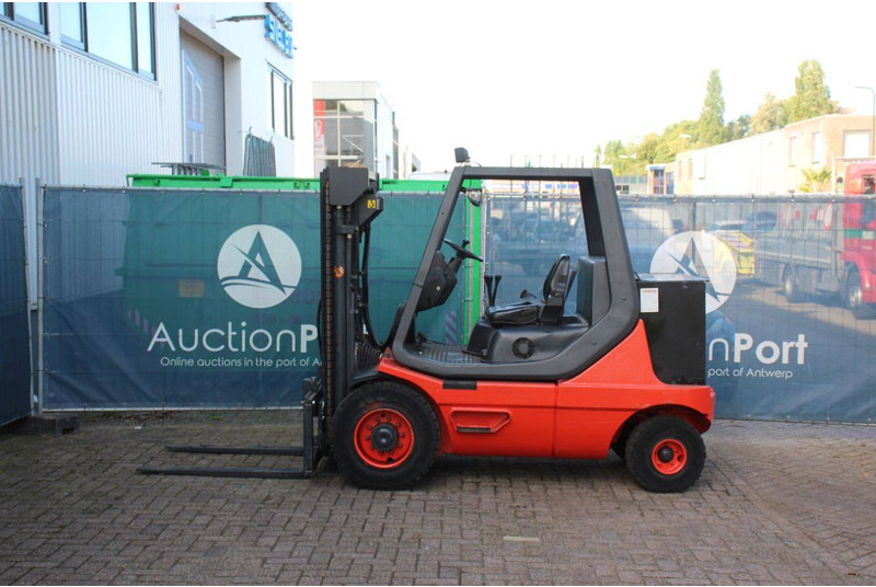 Linde E35P - Electric forklift: picture 2 Linde E35P - Electric forklift: picture 2