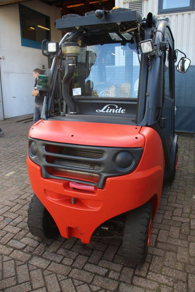Linde H30D-02 - Diesel forklift: picture 5 Linde H30D-02 - Diesel forklift: picture 5