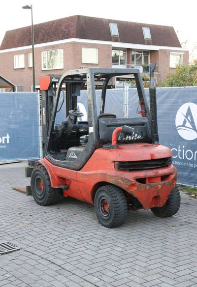 Linde H30D-03 - Diesel forklift: picture 4 Linde H30D-03 - Diesel forklift: picture 4