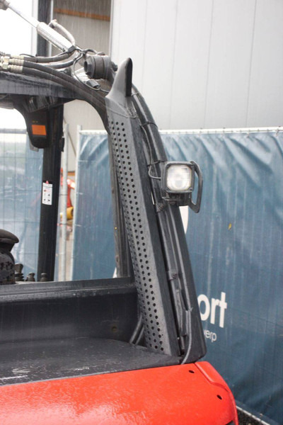 Diesel forklift Linde H30D: picture 19