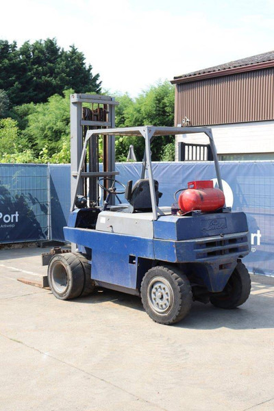 Linde H40T - LPG forklift: picture 4 Linde H40T - LPG forklift: picture 4