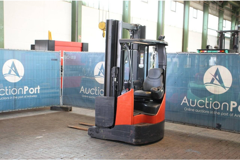Linde R14X-03 - Reach truck: picture 3 Linde R14X-03 - Reach truck: picture 3