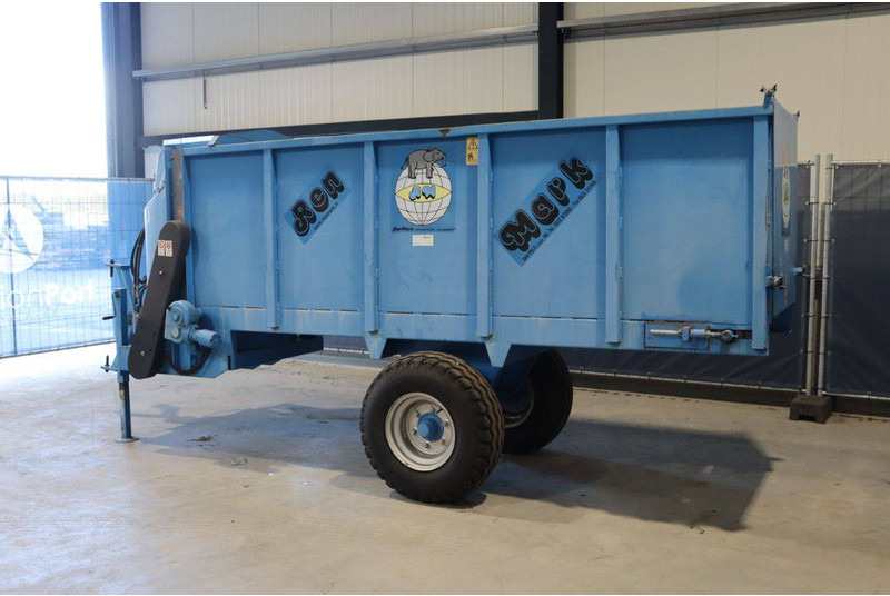 MARK R301 - Manure spreader: picture 4 MARK R301 - Manure spreader: picture 4