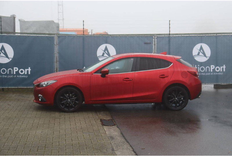 Mazda 3 - Saloon car: picture 1 Mazda 3 - Saloon car: picture 1