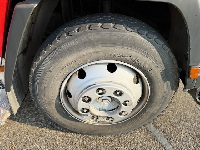 Mercedes-Benz 1124 - Fire engine: picture 5 Mercedes-Benz 1124 - Fire engine: picture 5