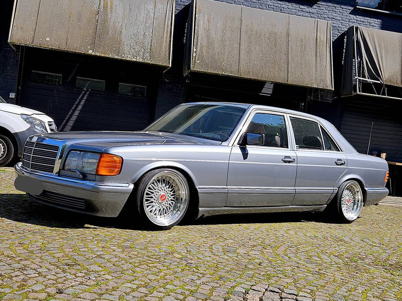 Mercedes-Benz 300-serie 300 SE Lowrider - Saloon car: picture 1 Mercedes-Benz 300-serie 300 SE Lowrider - Saloon car: picture 1