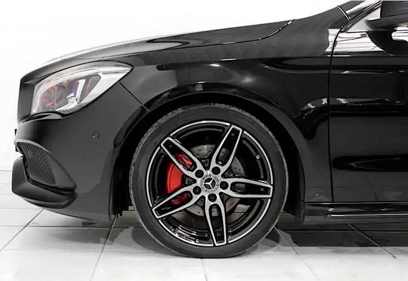 Mercedes-Benz CLA-Klasse (C117 - update) 180 Automatic - Saloon car: picture 5 Mercedes-Benz CLA-Klasse (C117 - update) 180 Automatic - Saloon car: picture 5