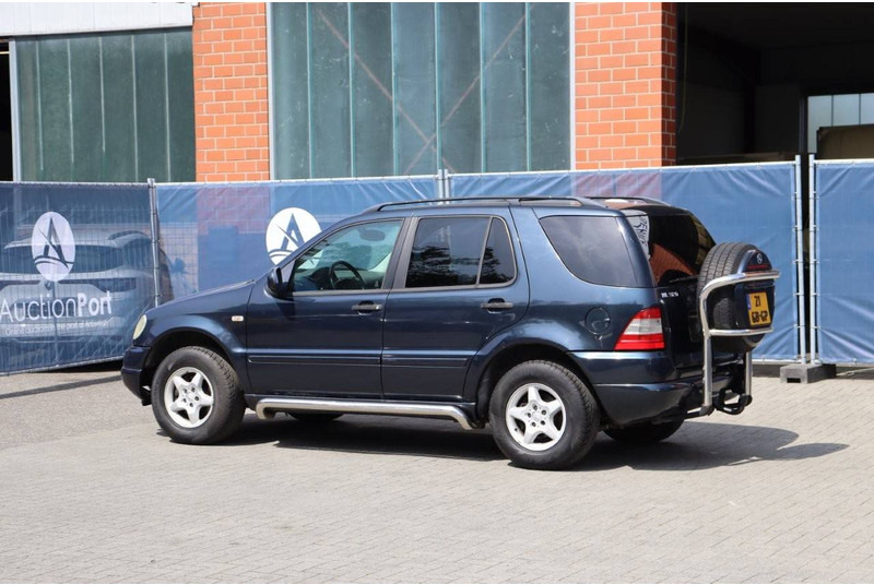 Mercedes-Benz M-Klasse ML 320 - SUV: picture 3 Mercedes-Benz M-Klasse ML 320 - SUV: picture 3
