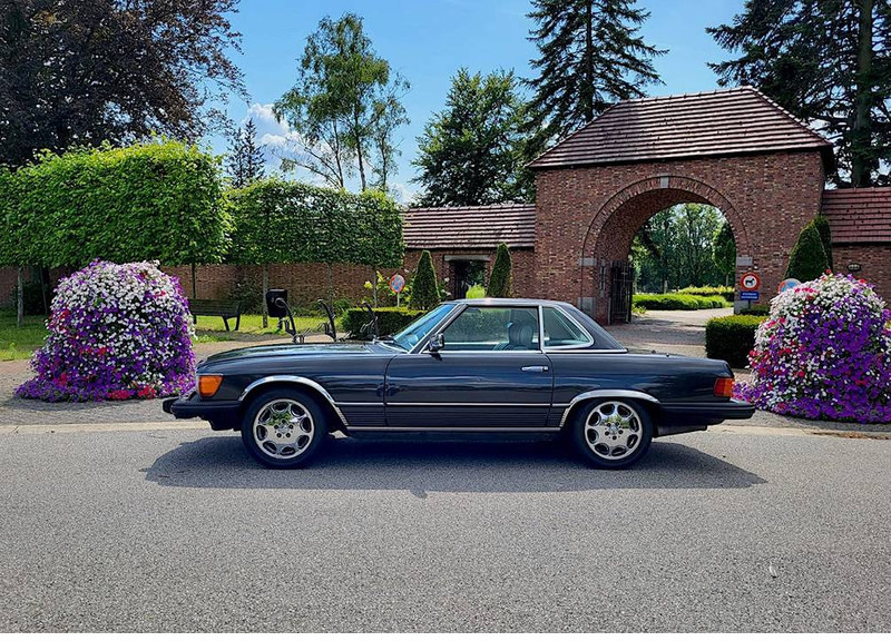 Mercedes-Benz SL-Klasse (R107) _ 380 - Saloon car: picture 3 Mercedes-Benz SL-Klasse (R107) _ 380 - Saloon car: picture 3