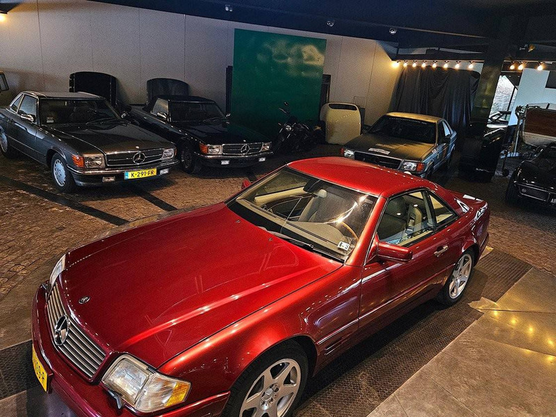 Mercedes-Benz SL-Klasse (R129) _ 500 ("40th Anniversary Roadster") - Saloon car: picture 5 Mercedes-Benz SL-Klasse (R129) _ 500 ("40th Anniversary Roadster") - Saloon car: picture 5
