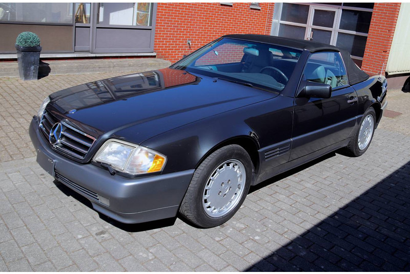 Mercedes-Benz SL-Klasse (R129) _ 500 - Saloon car: picture 2 Mercedes-Benz SL-Klasse (R129) _ 500 - Saloon car: picture 2