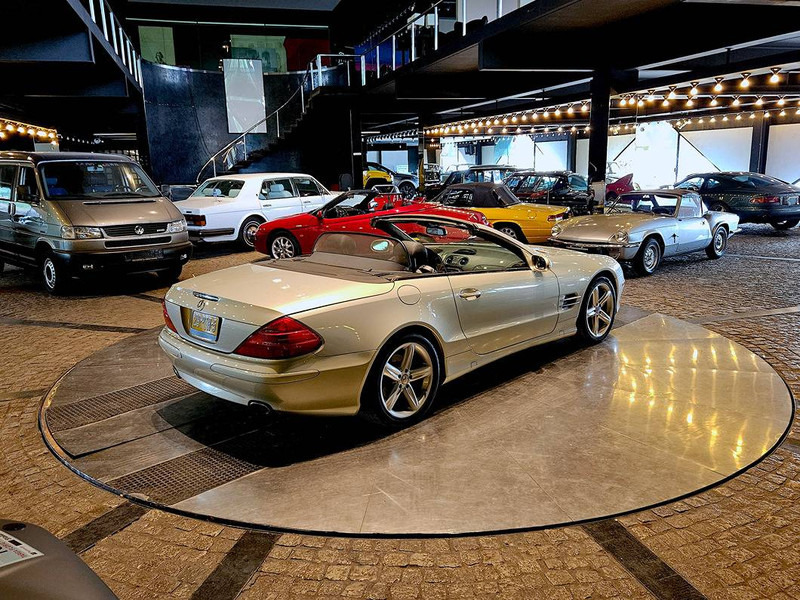 Mercedes-Benz SL-Klasse (R2xx) _ 500 - Saloon car: picture 2 Mercedes-Benz SL-Klasse (R2xx) _ 500 - Saloon car: picture 2