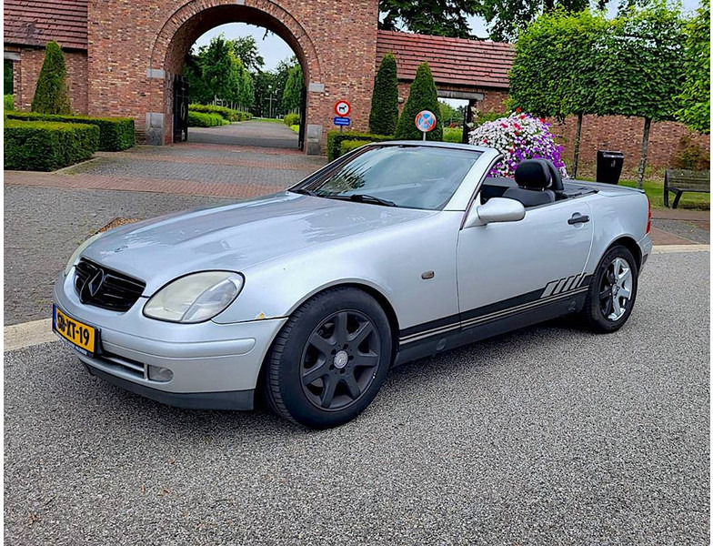 Mercedes-Benz SLK SLK200 Automatic - Saloon car: picture 1 Mercedes-Benz SLK SLK200 Automatic - Saloon car: picture 1