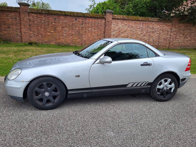 Mercedes-Benz SLK SLK200 Automatic - Saloon car: picture 2 Mercedes-Benz SLK SLK200 Automatic - Saloon car: picture 2