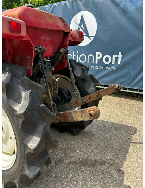 Mitsubishi MT165 - Farm tractor: picture 5 Mitsubishi MT165 - Farm tractor: picture 5